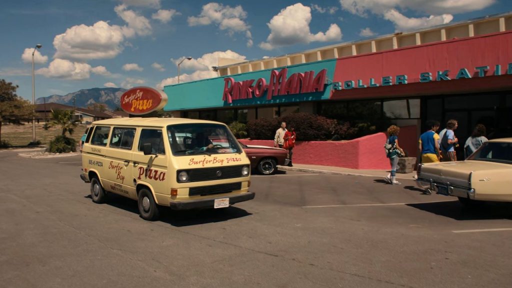 Rink-O-Mania exterior from Stranger Things Season 4.